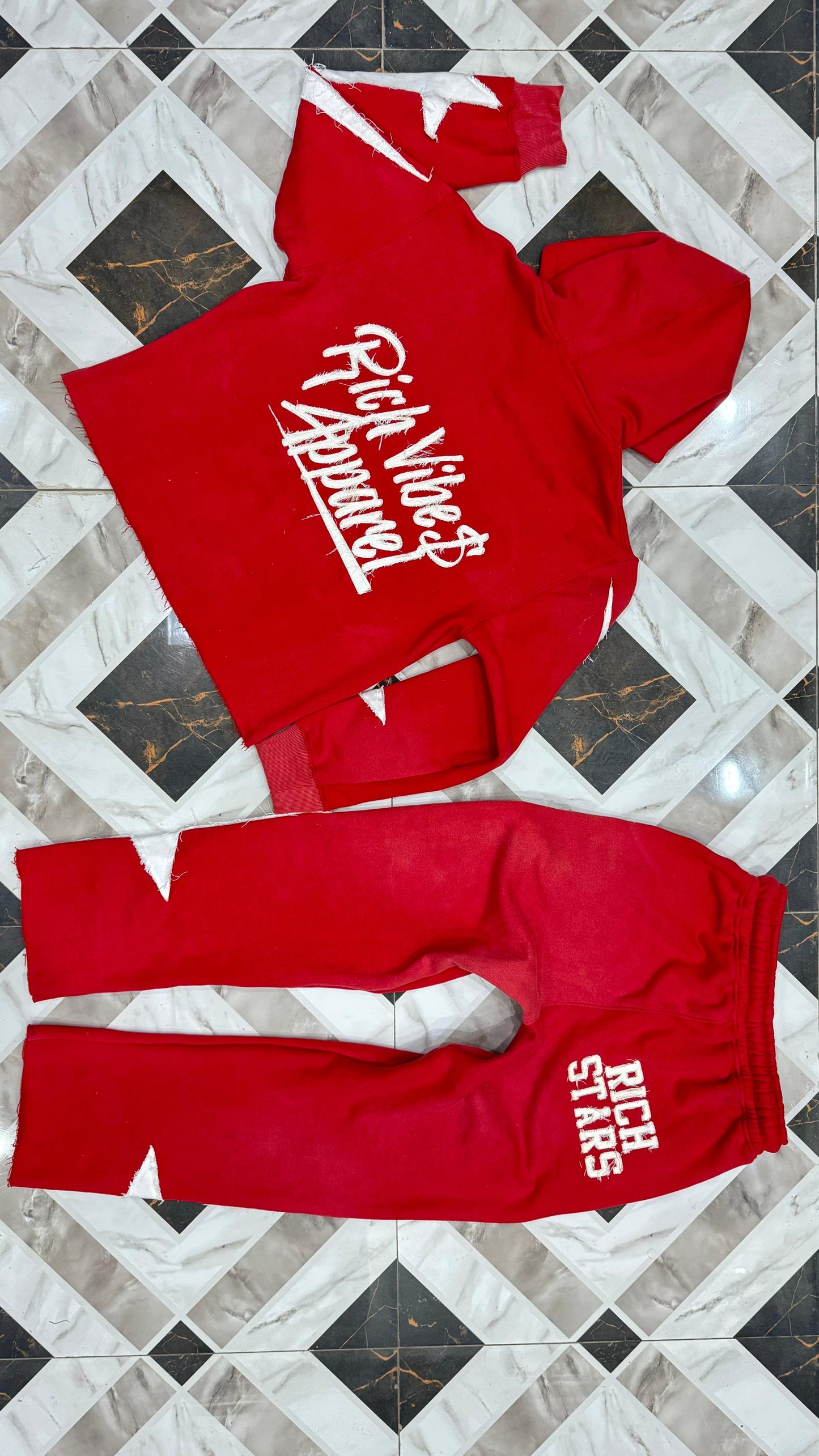 RED “RICH STARS” Distressed Oversized Flared Sets®️
