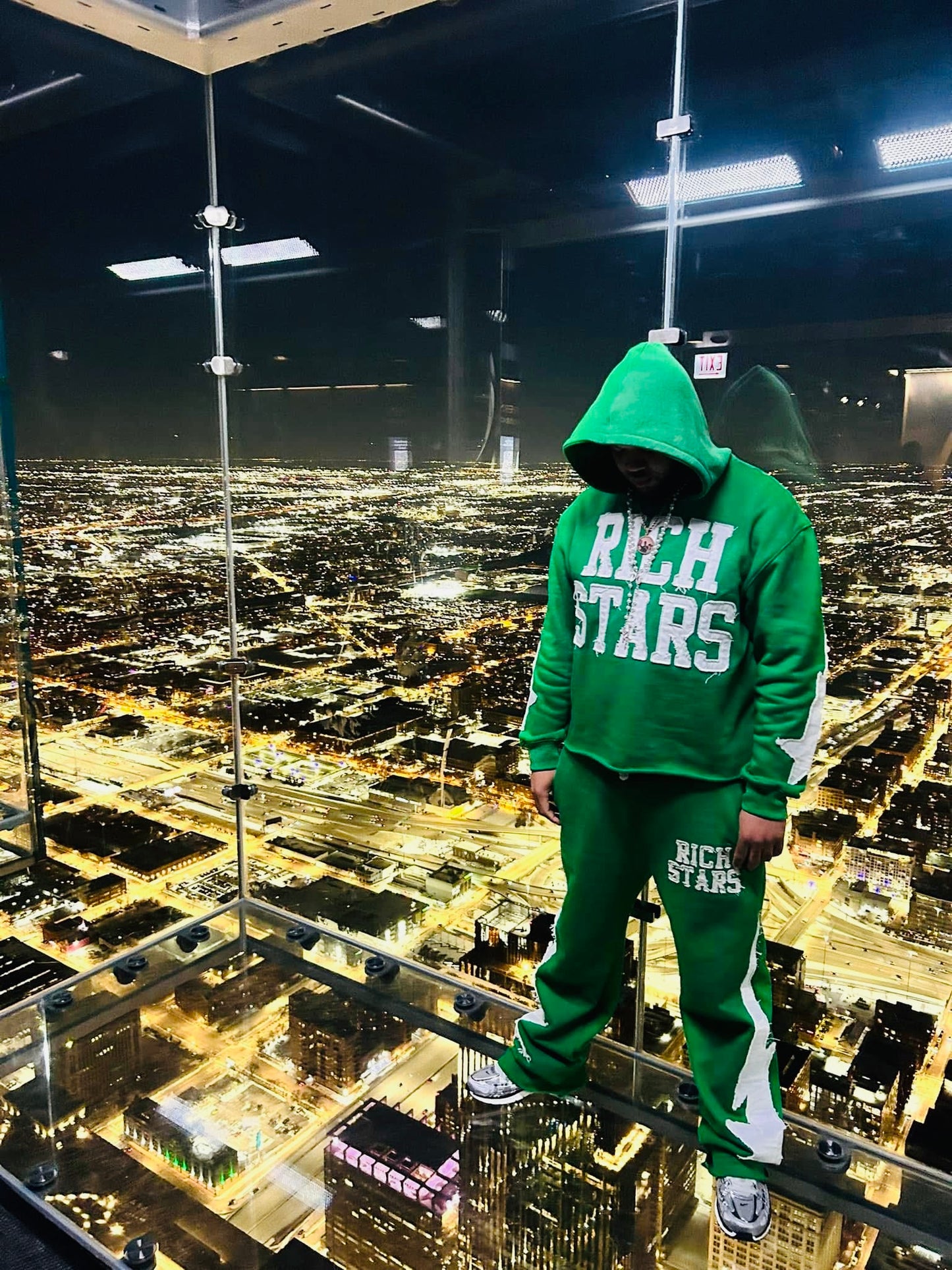 GREEN “RICH STARS” Distressed Oversized Flared Sets®️