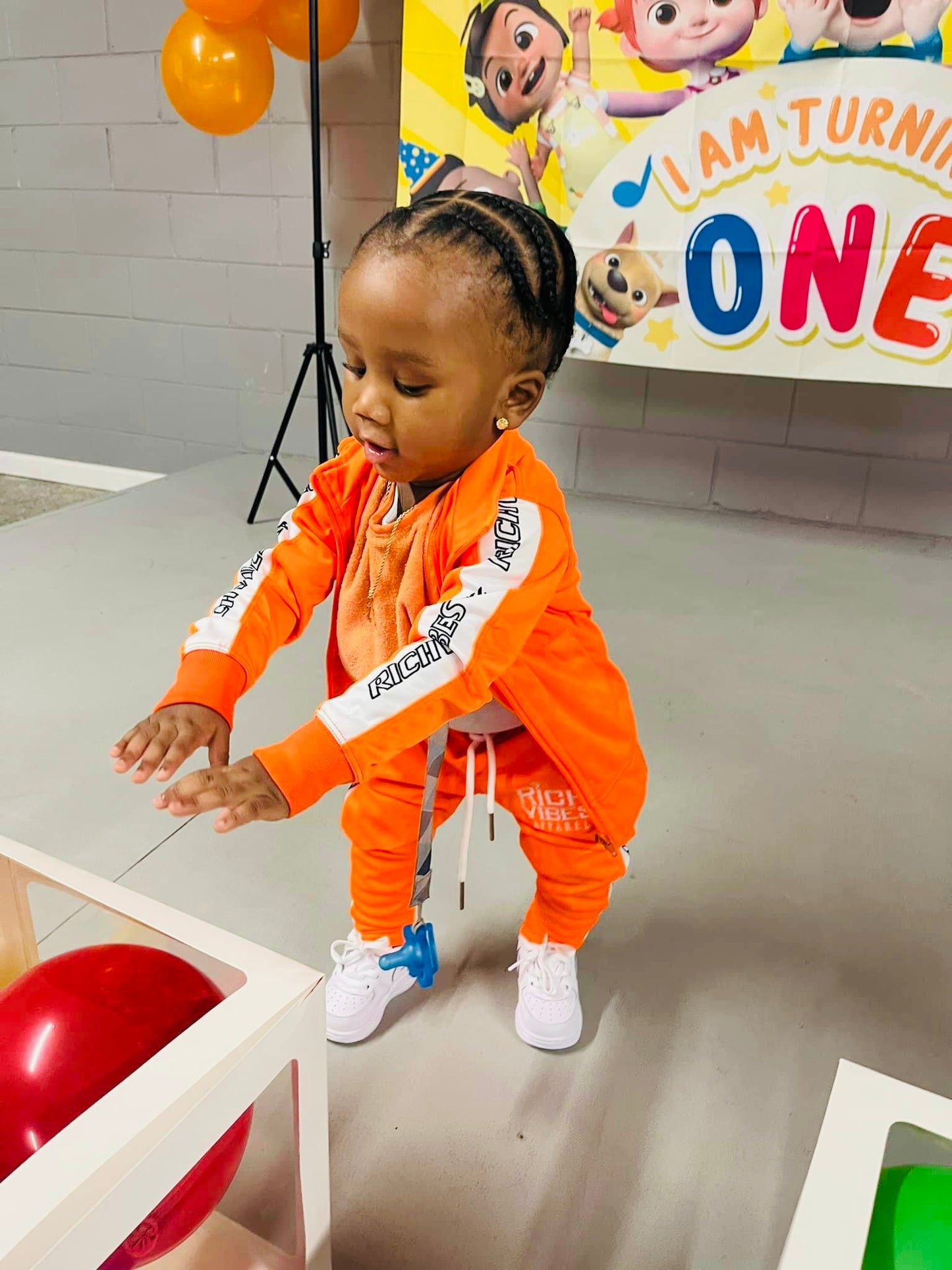 'ORANGE' RiCH BLAZING TRACKSUIT🔥🔥 - Rich Vibes Apparel