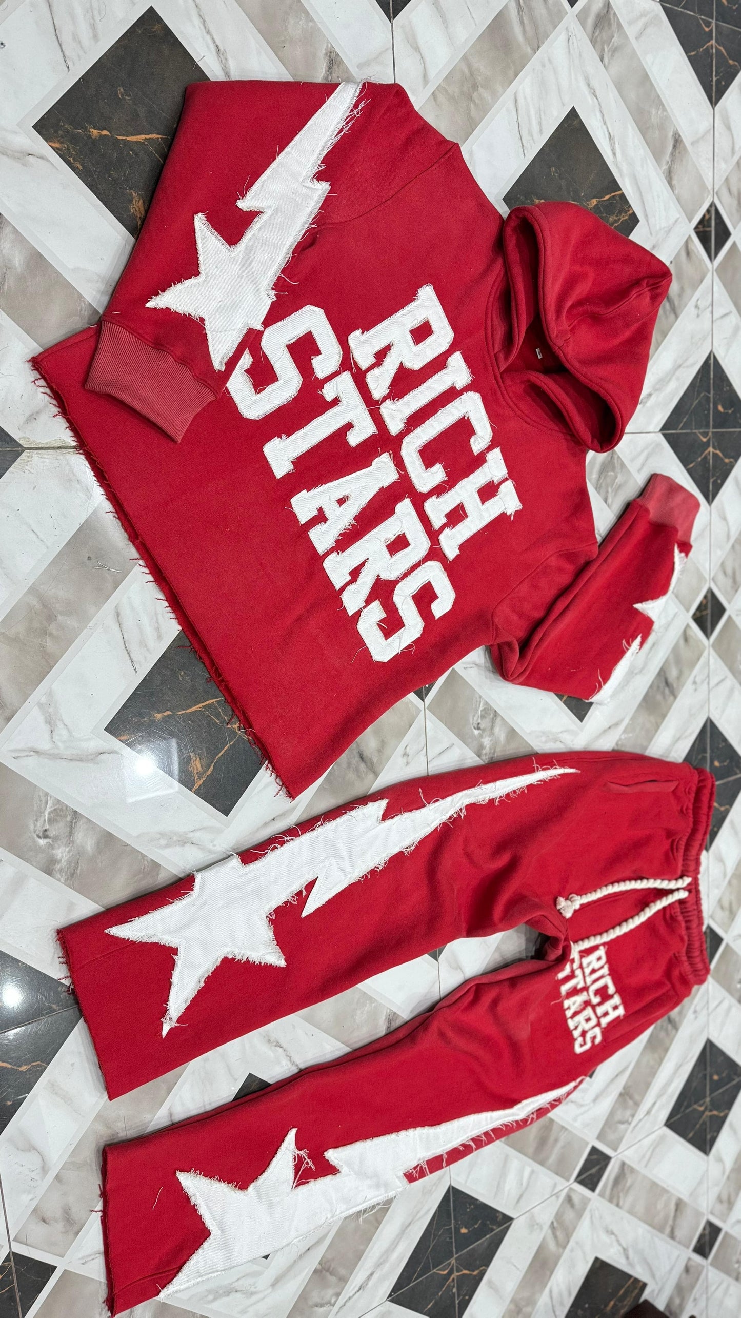 [PRE-ORDER] RED “RICH STARS” Distressed Oversized Flared Sets®️