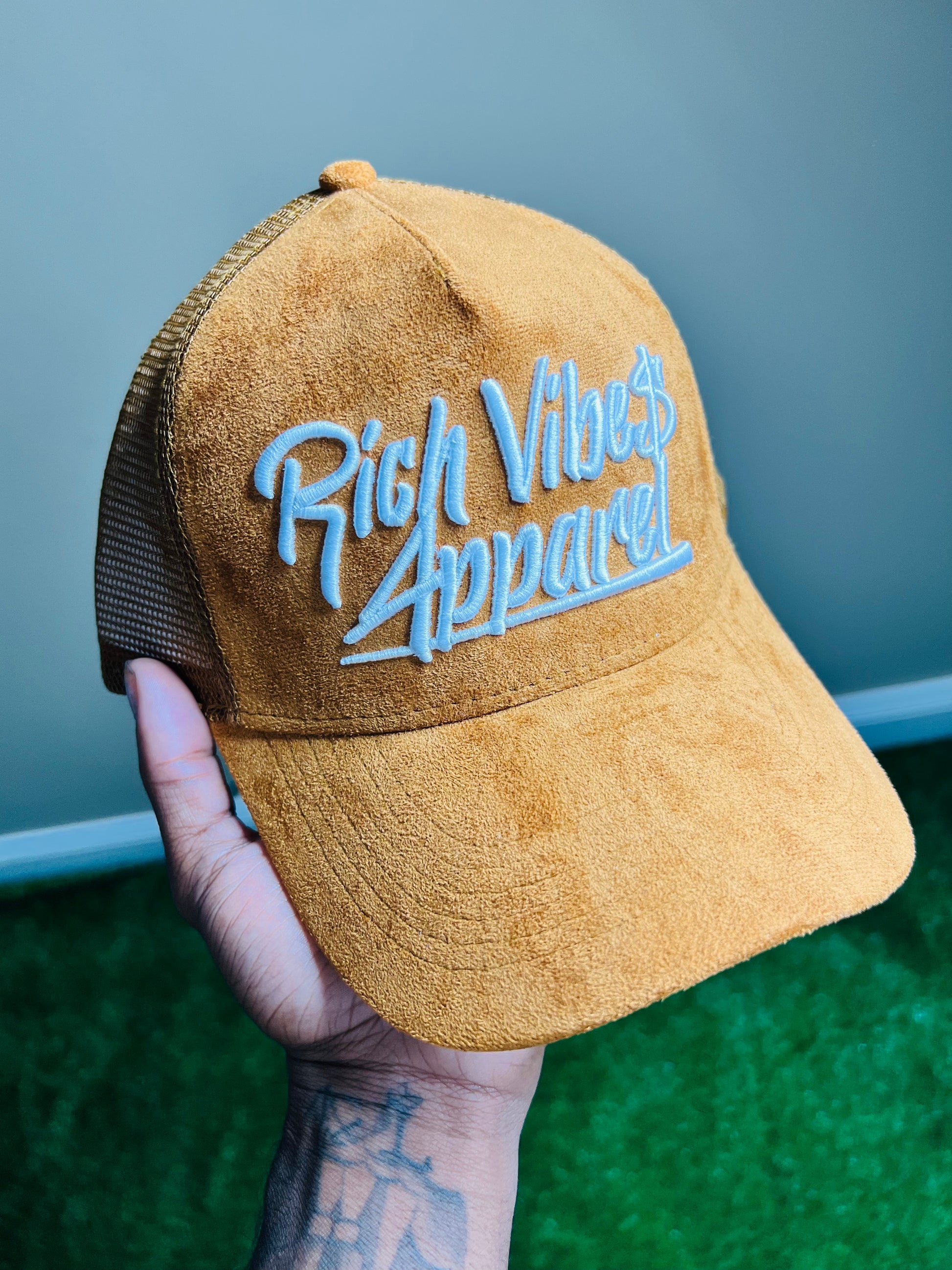 Suede trucker cap deals